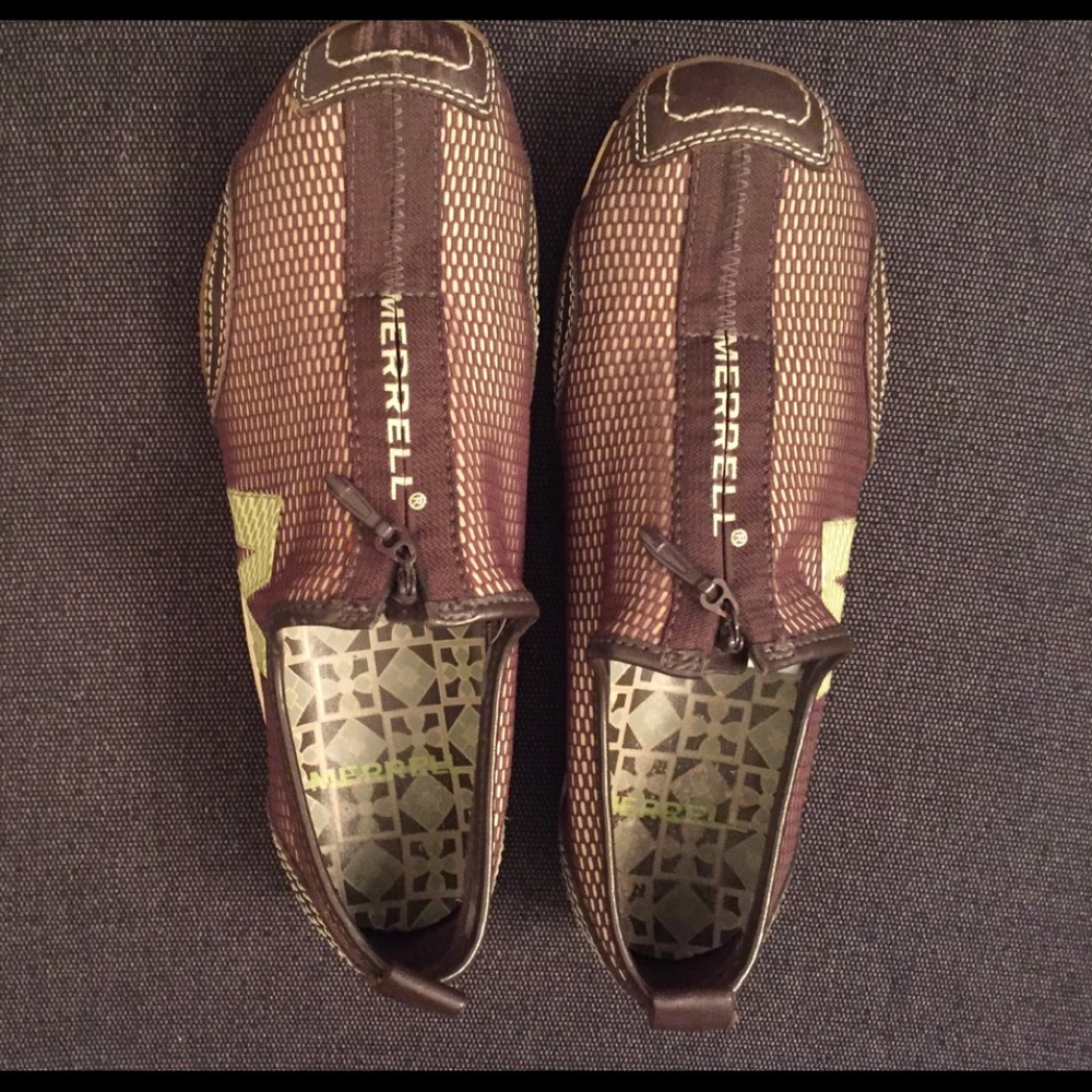 Merrell Zip Mesh Comfort Casual Shoe.